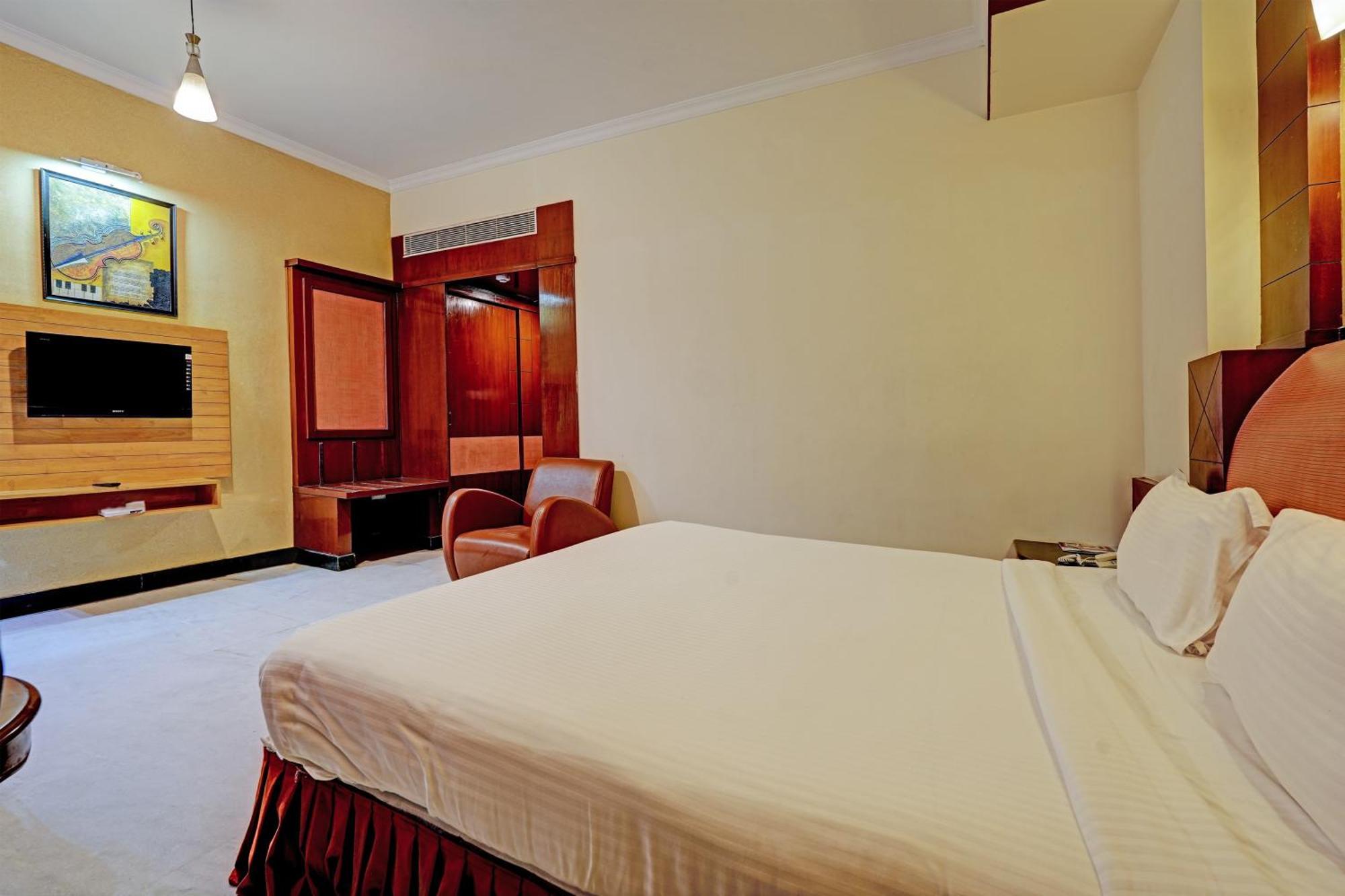 Hotel Vista Premium Tark A Family Hotel Near Igi Airport Delhi Neu-Delhi Exterior foto